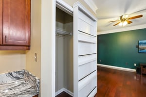 17th St NW 1233-S0105-016.jpg