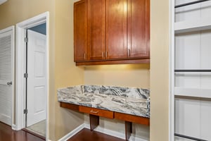 17th St NW 1233-S0105-017.jpg