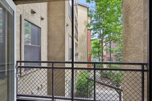 17th St NW 1233-S0105-026.jpg
