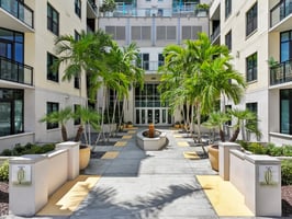 4th Ave S unit 309-S1107-001.jpg