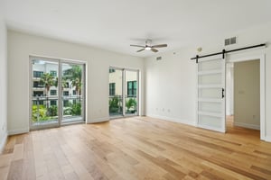 4th Ave S unit 309-S1107-004.jpg