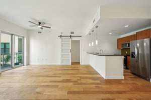 4th Ave S unit 309-S1107-005.jpg