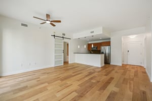 4th Ave S unit 309-S1107-006.jpg
