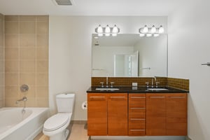 4th Ave S unit 309-S1107-032.jpg