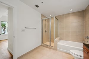 4th Ave S unit 309-S1107-033.jpg