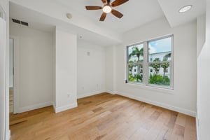 4th Ave S unit 309-S1107-035.jpg