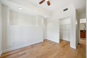 4th Ave S unit 309-S1107-037.jpg