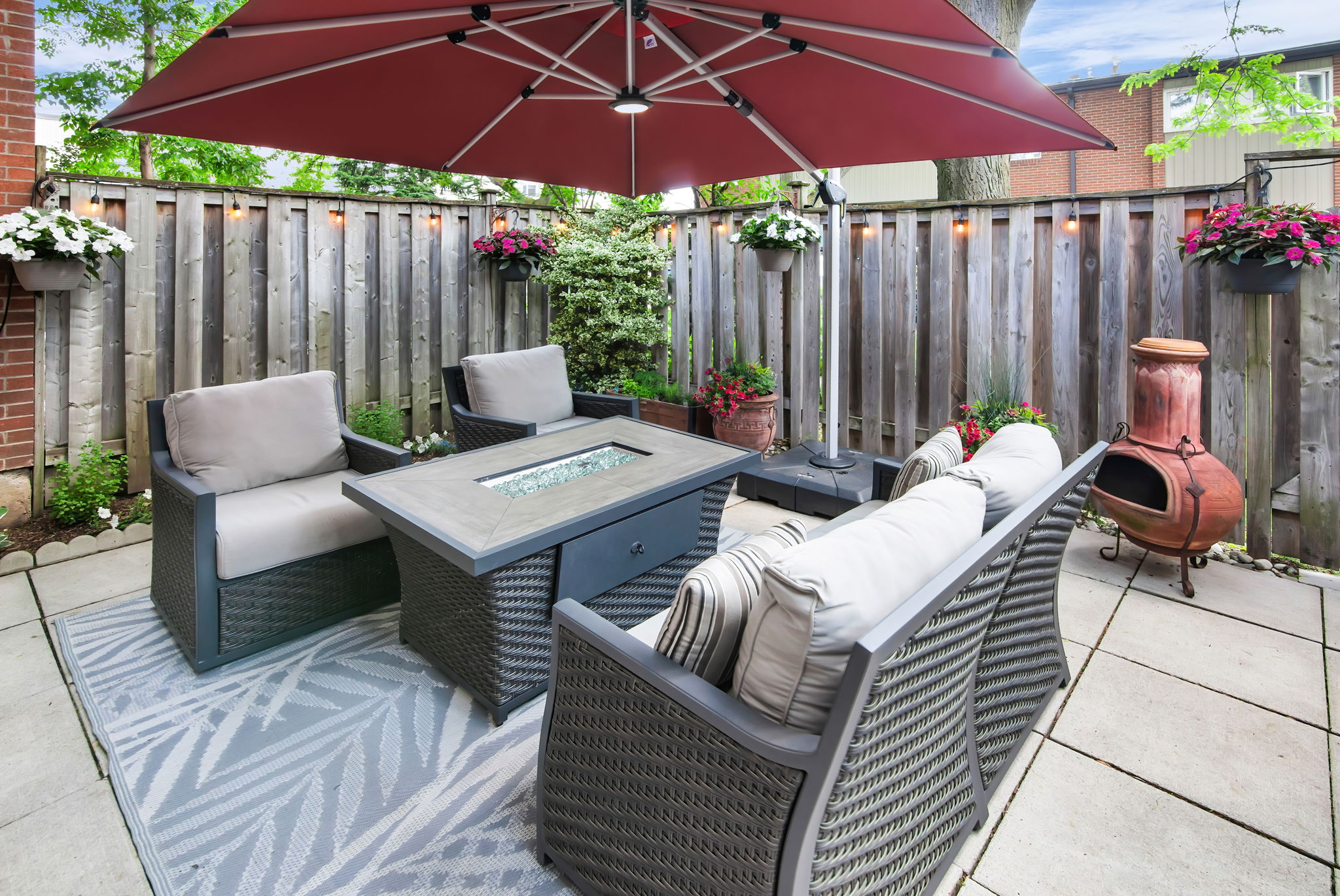 Fully Fenced Yard