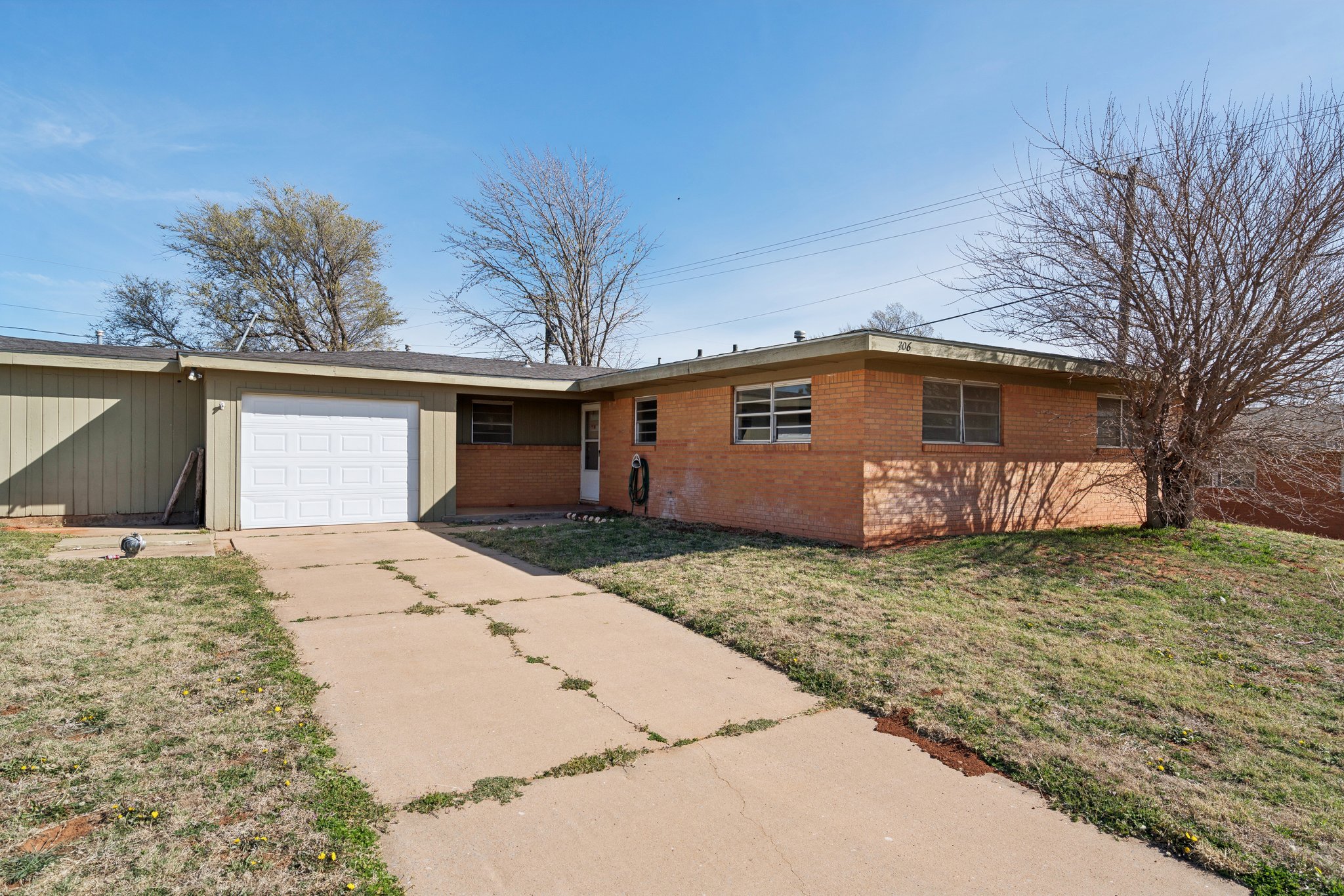 400 Cherokee Trail_003.jpg