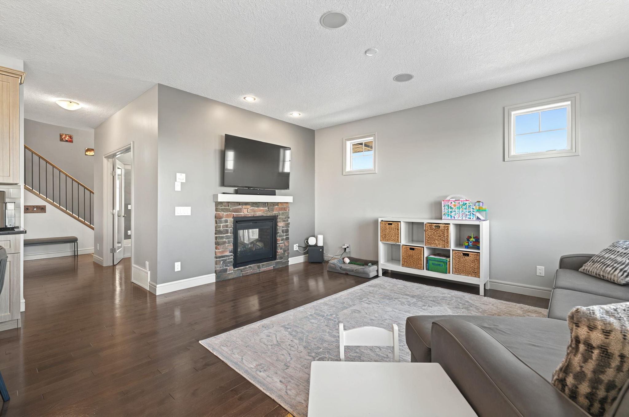  Photo 34
