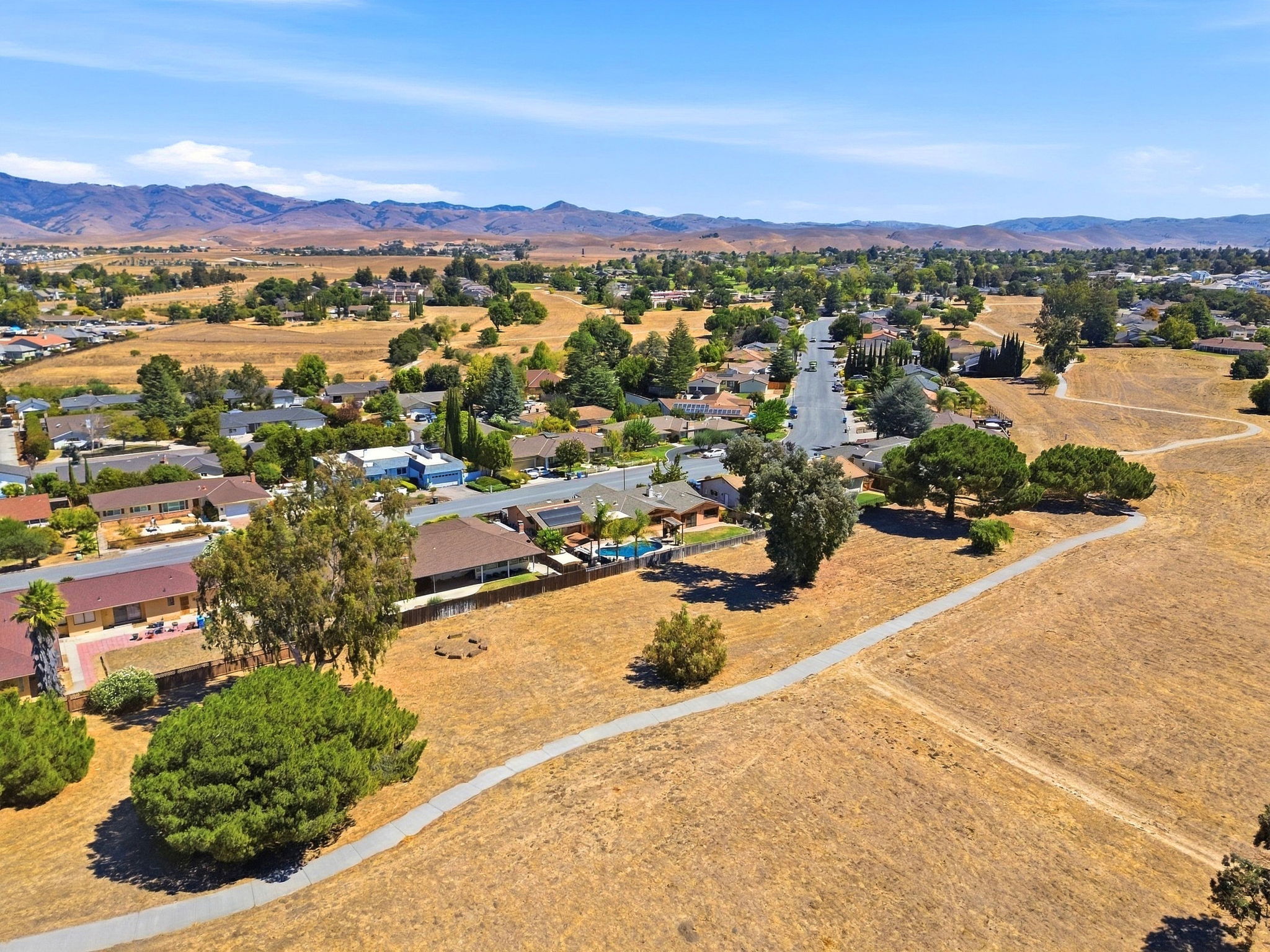 015_F8_AERIAL_400 Donald Dr