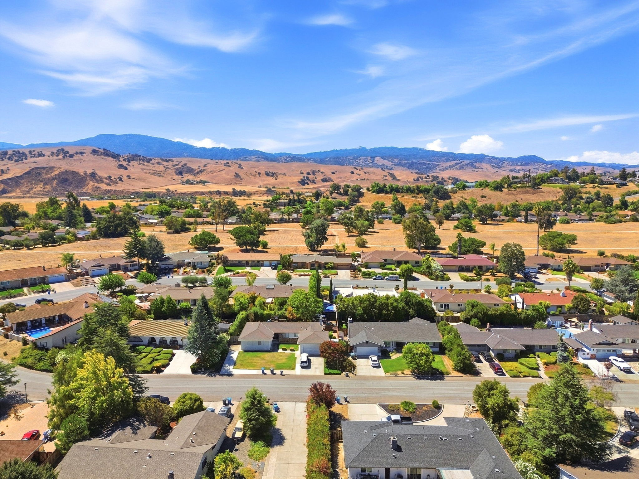 018_F8_AERIAL_400 Donald Dr