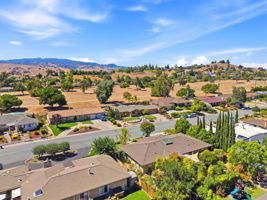 011_F8_AERIAL_400 Donald Dr