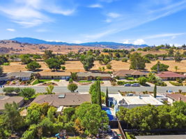 012_F8_AERIAL_400 Donald Dr