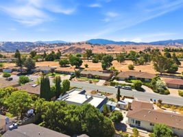 013_F8_AERIAL_400 Donald Dr