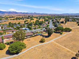 015_F8_AERIAL_400 Donald Dr