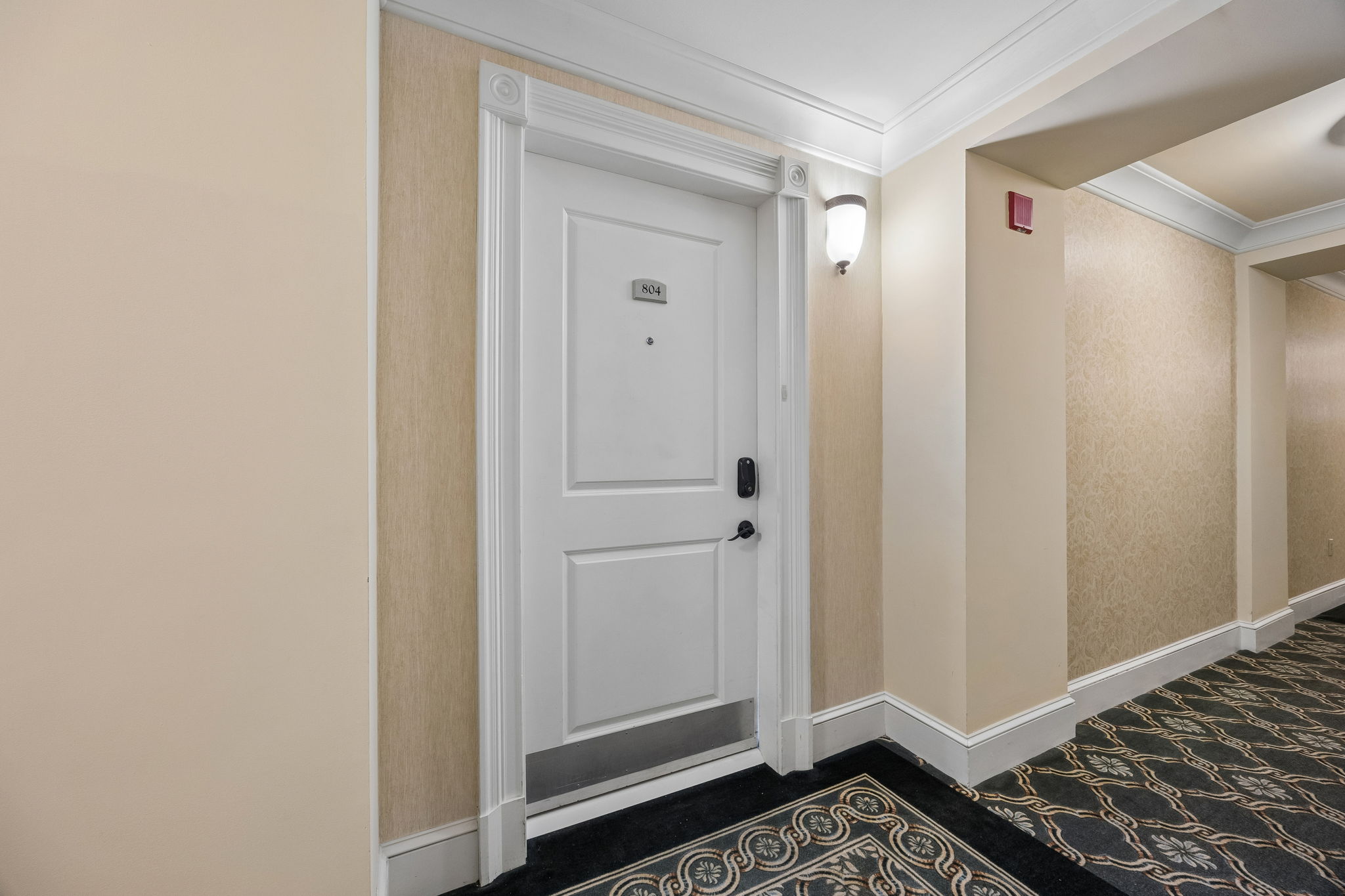 Welcome to 400 E Bay St, Unit 804