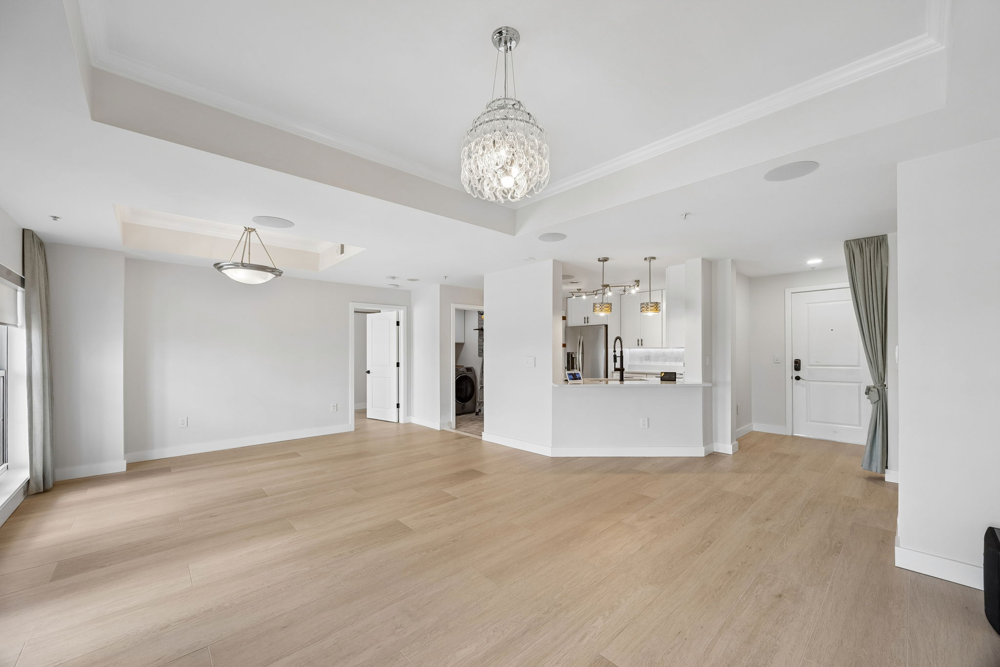 Living Room/Dining Room