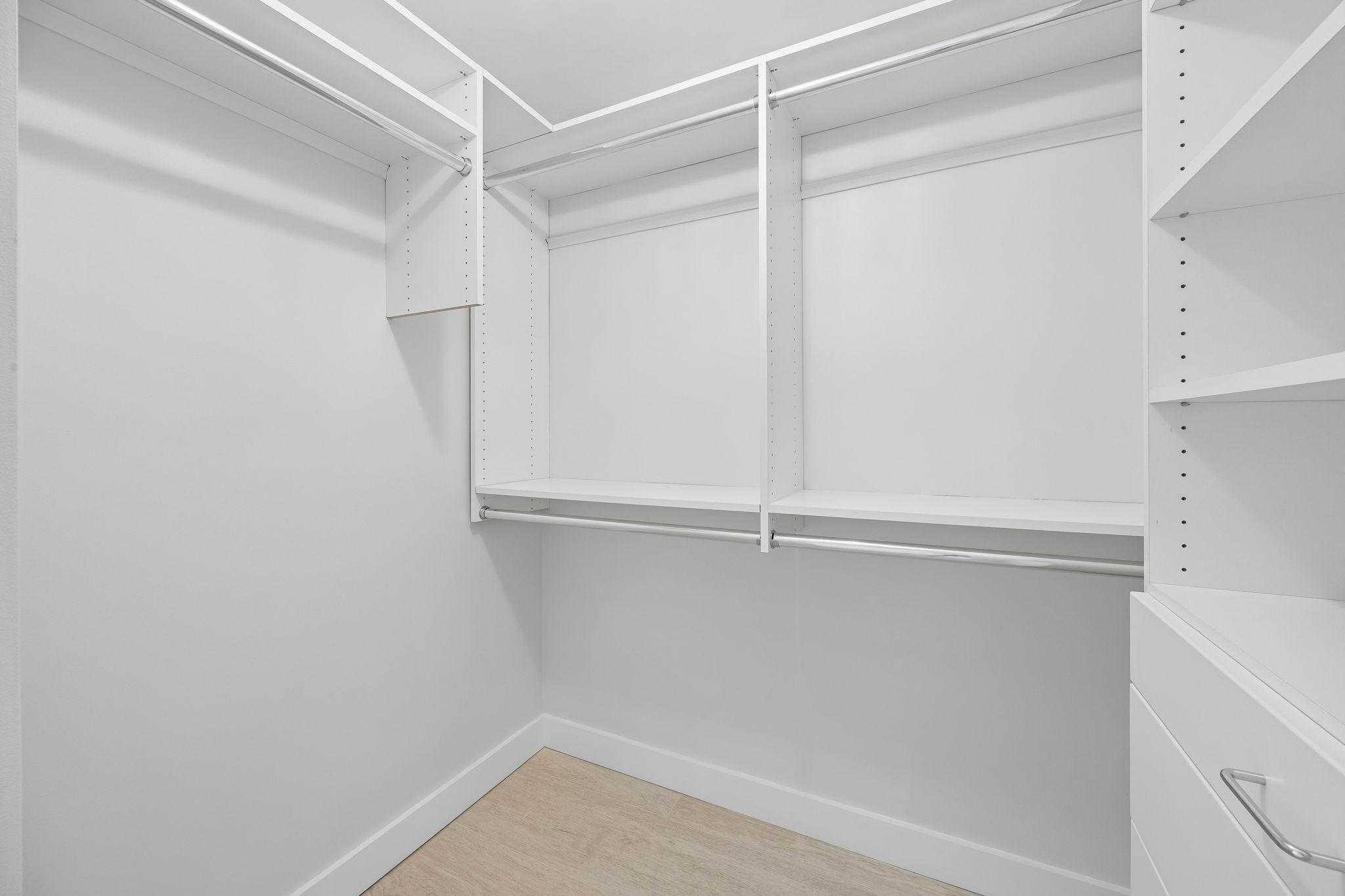 Primary Bedroom Closet