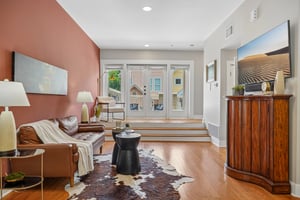 E Guenther St 2202-S2706-017.jpg
