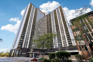 E Randolph St-S1809-001.jpg