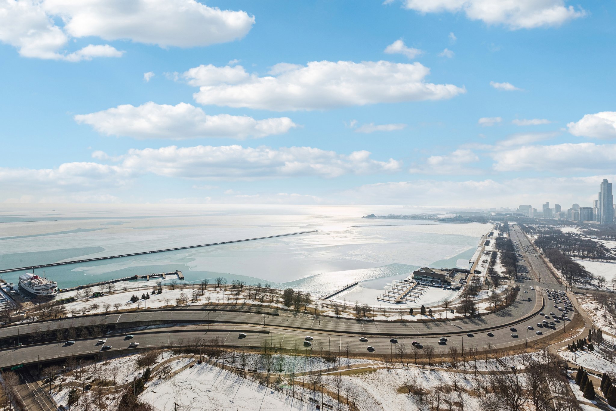 E Randolph St-L1102-029.jpg