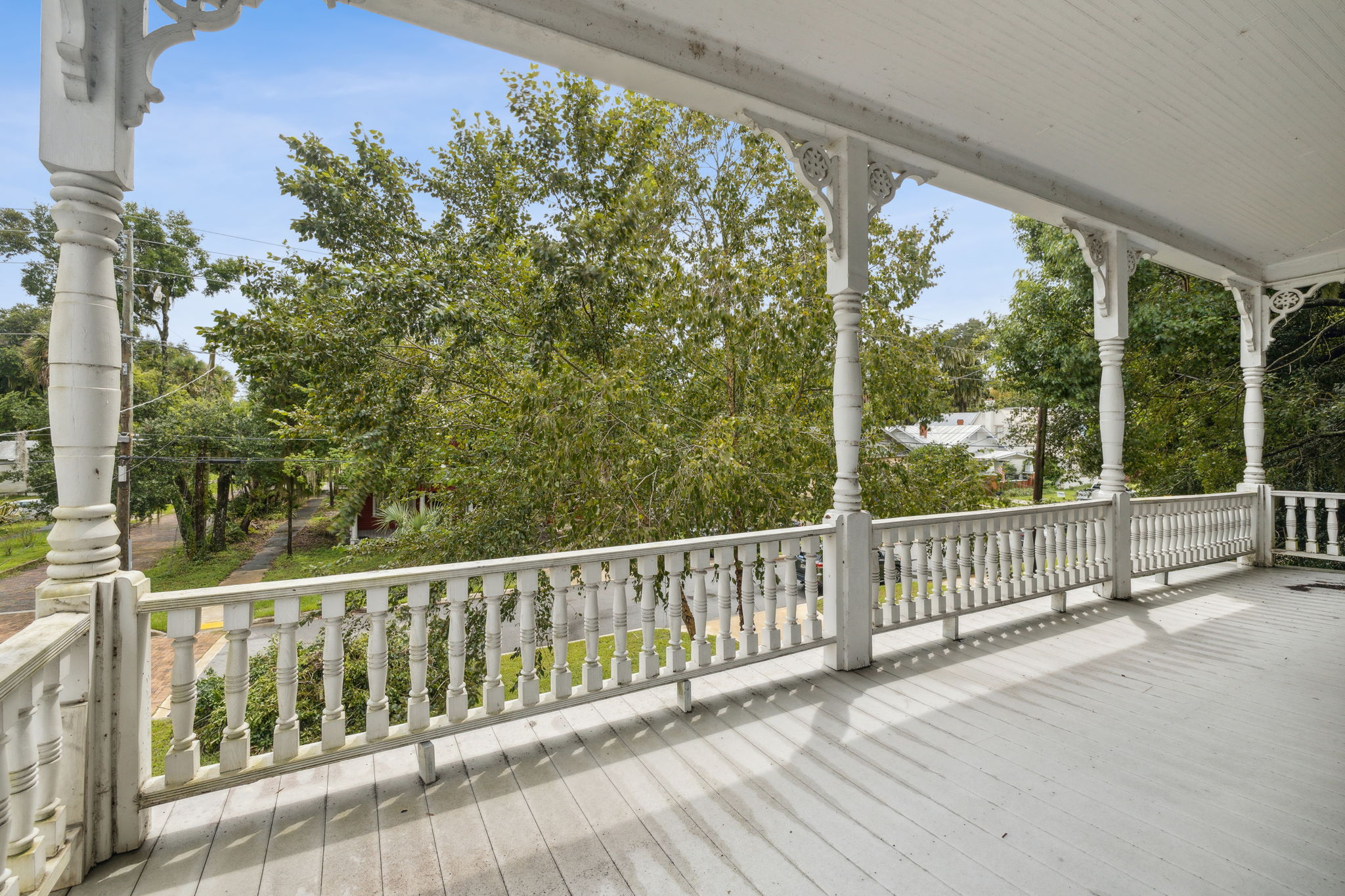 2nd floor Balcony