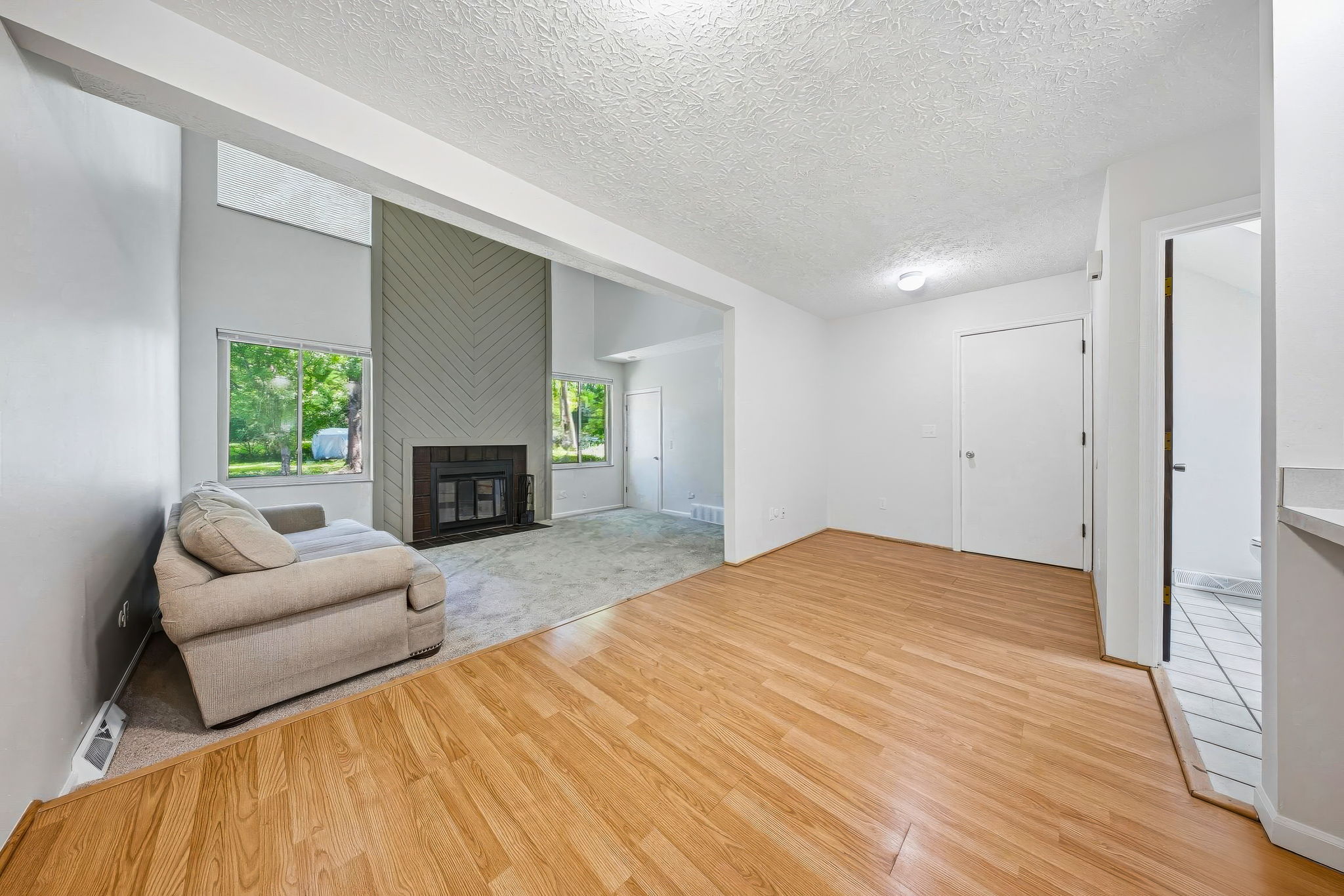 A.R. - 400 Fenway Rd, Columbus-20