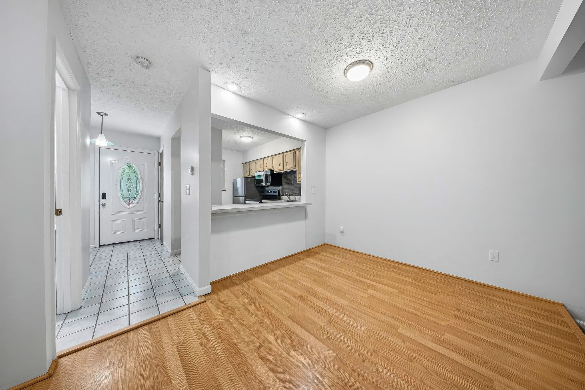 A.R. - 400 Fenway Rd, Columbus-22