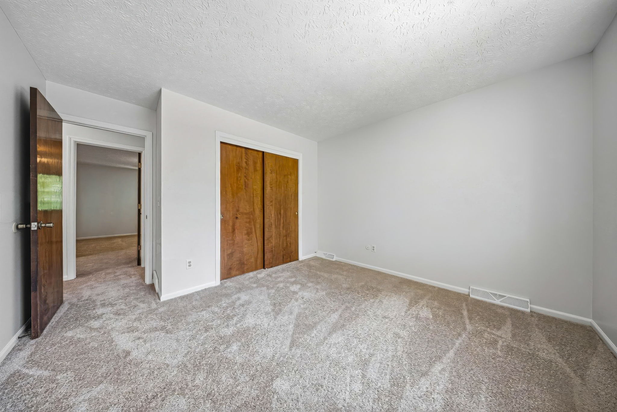 A.R. - 400 Fenway Rd, Columbus-29