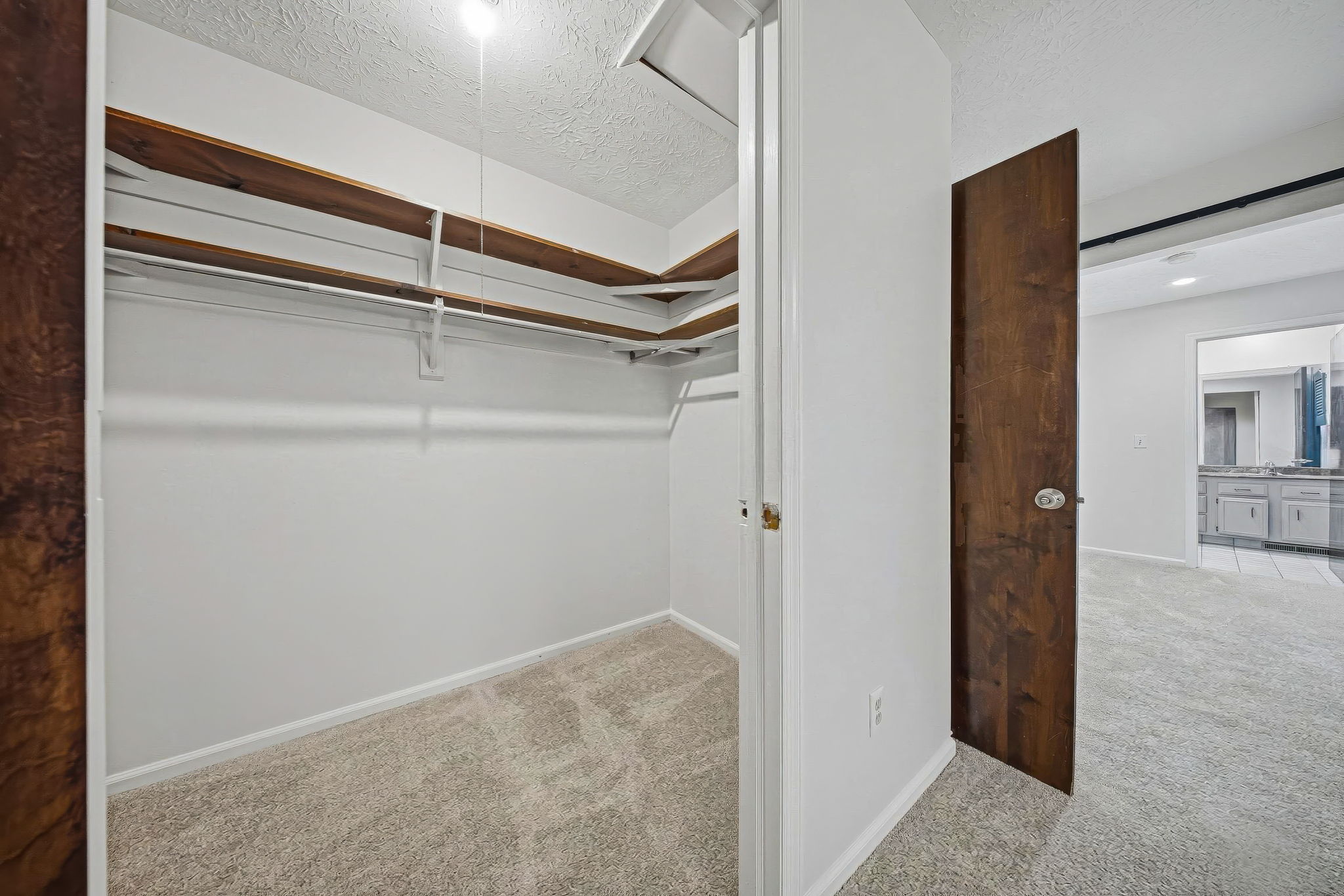 A.R. - 400 Fenway Rd, Columbus-34