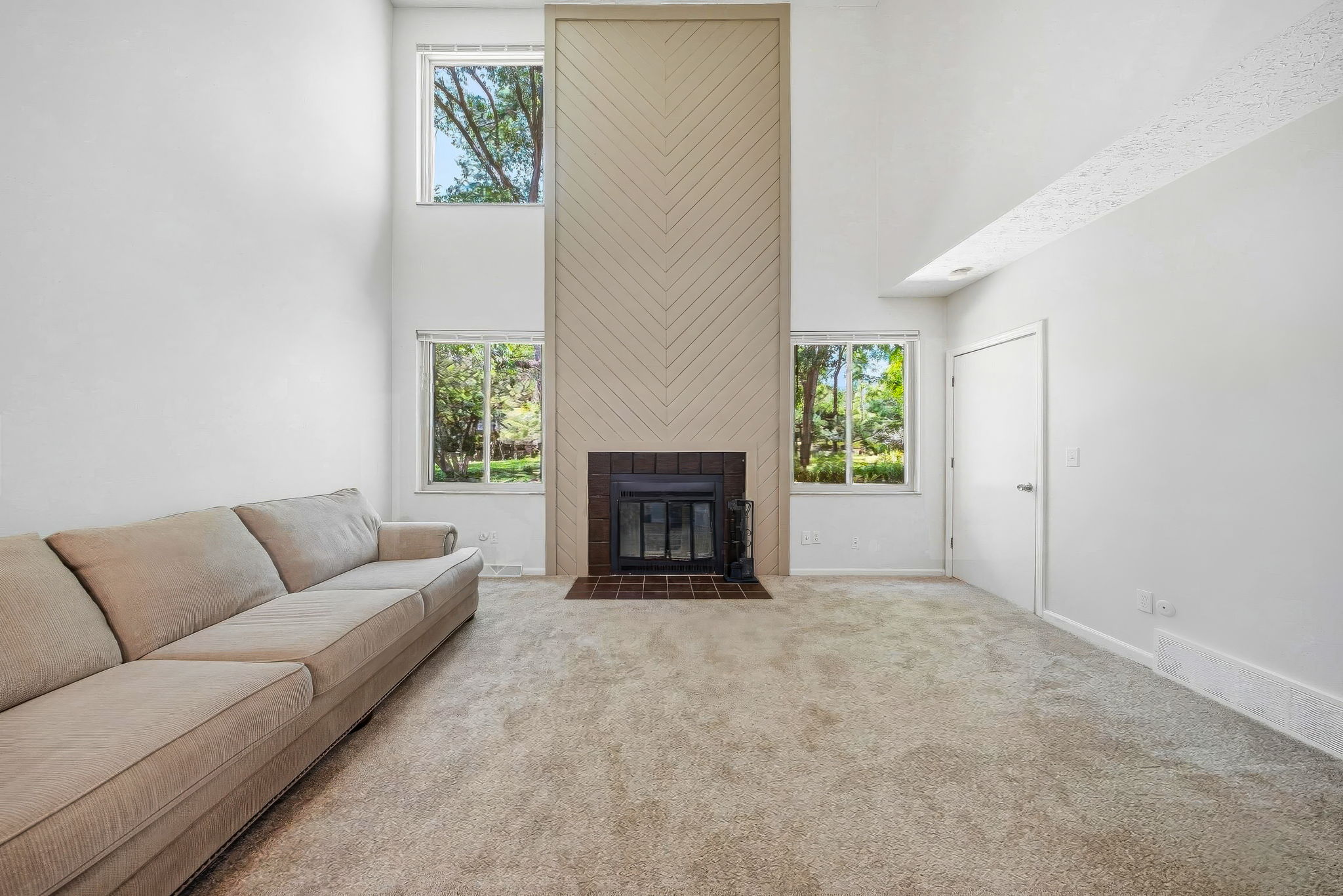 A.R. - 400 Fenway Rd, Columbus-44