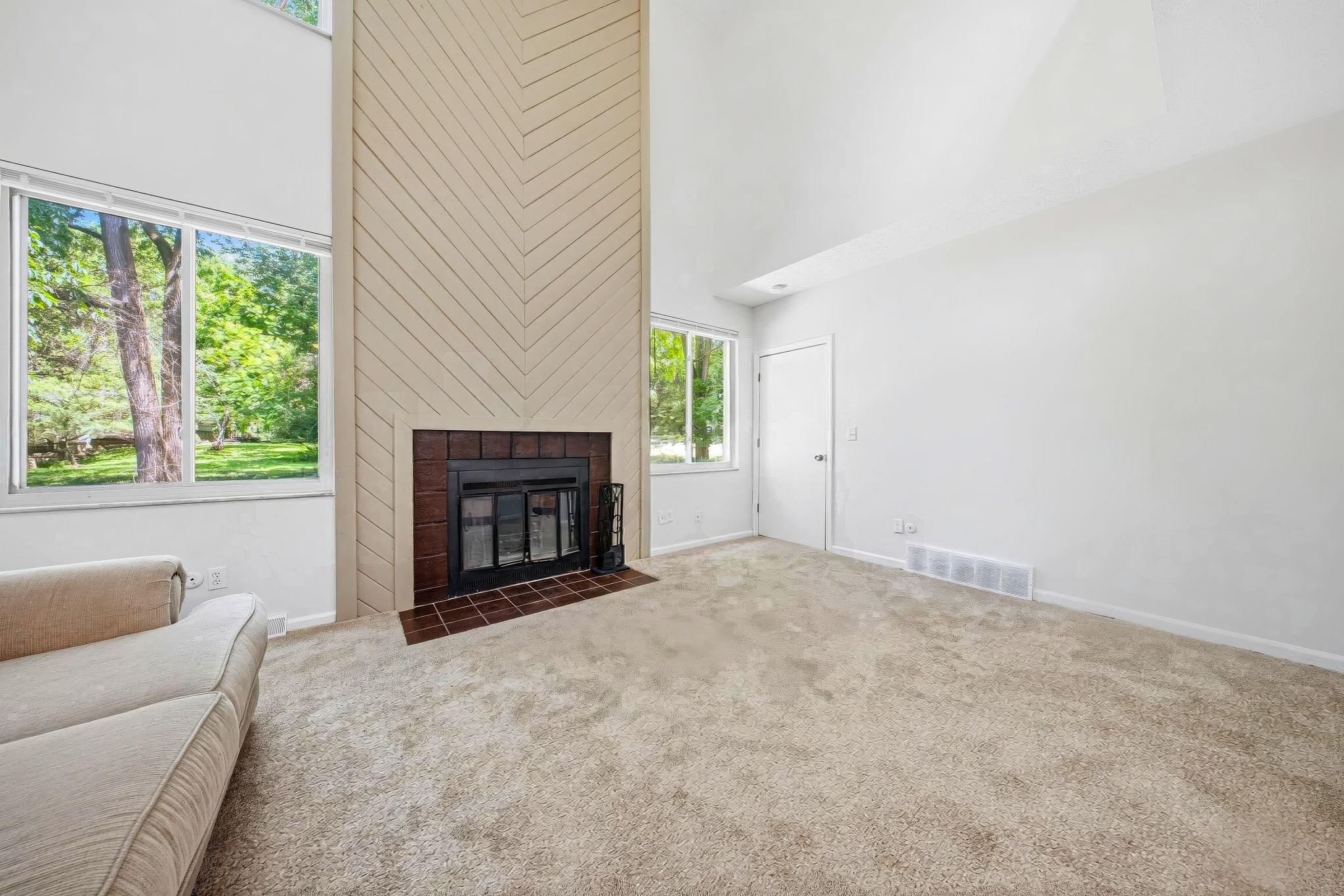 A.R. - 400 Fenway Rd, Columbus-45