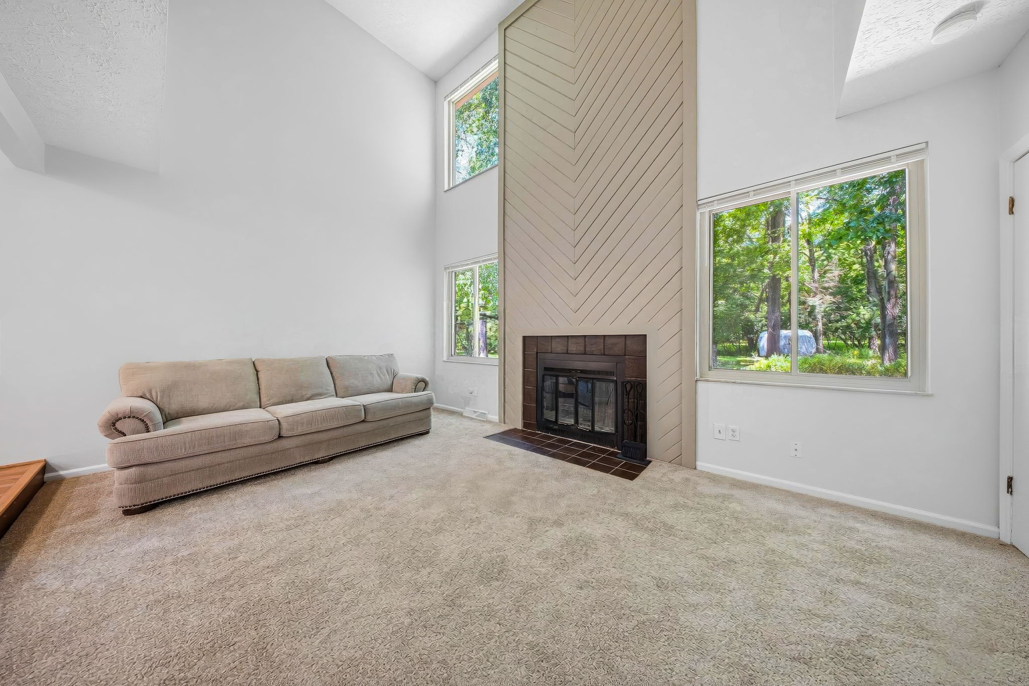 A.R. - 400 Fenway Rd, Columbus-46