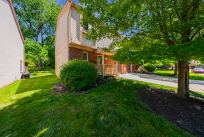 A.R. - 400 Fenway Rd, Columbus-3