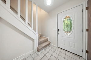 A.R. - 400 Fenway Rd, Columbus-6
