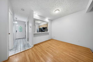 A.R. - 400 Fenway Rd, Columbus-22