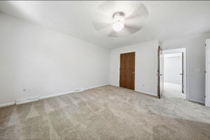 A.R. - 400 Fenway Rd, Columbus-33