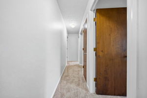 A.R. - 400 Fenway Rd, Columbus-39