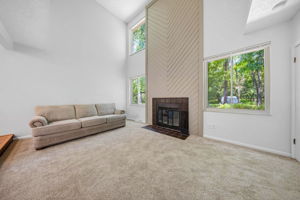 A.R. - 400 Fenway Rd, Columbus-46