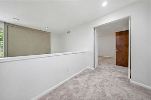A.R. - 400 Fenway Rd, Columbus-48