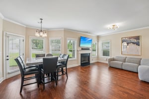 Guildhouse Dr-S1906-022.jpg