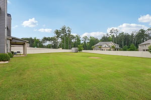 Guildhouse Dr-S1906-061.jpg