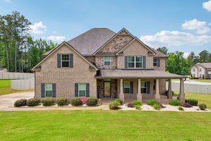 Guildhouse Dr-S1906-069.jpg