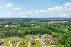 Guildhouse Dr-S1906-072.jpg