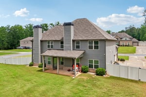 Guildhouse Dr-S1906-082.jpg