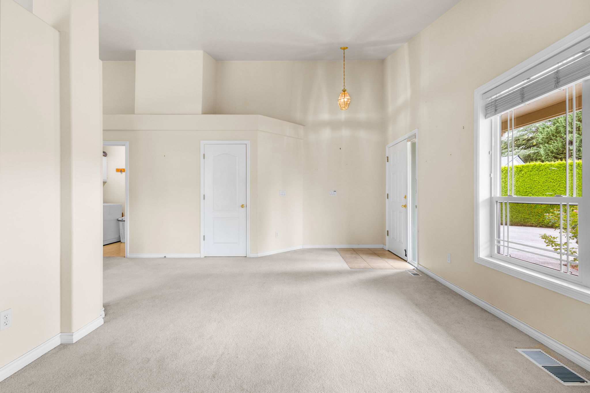 400 Hickory CT7
