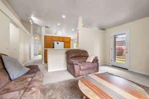 400 Hickory CT15