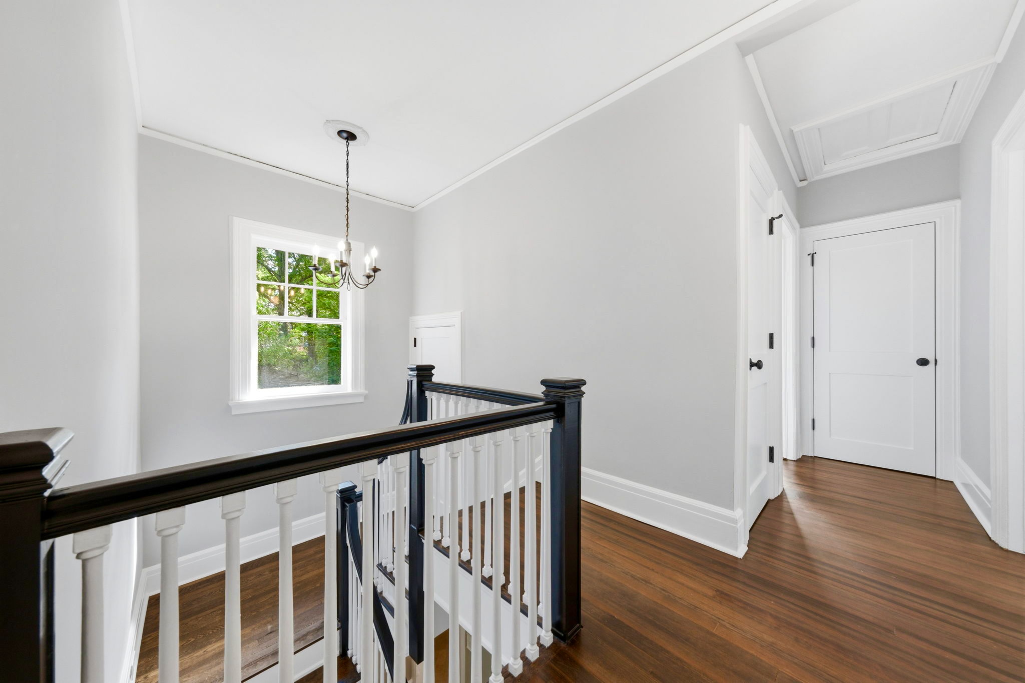 2nd Floor Landing