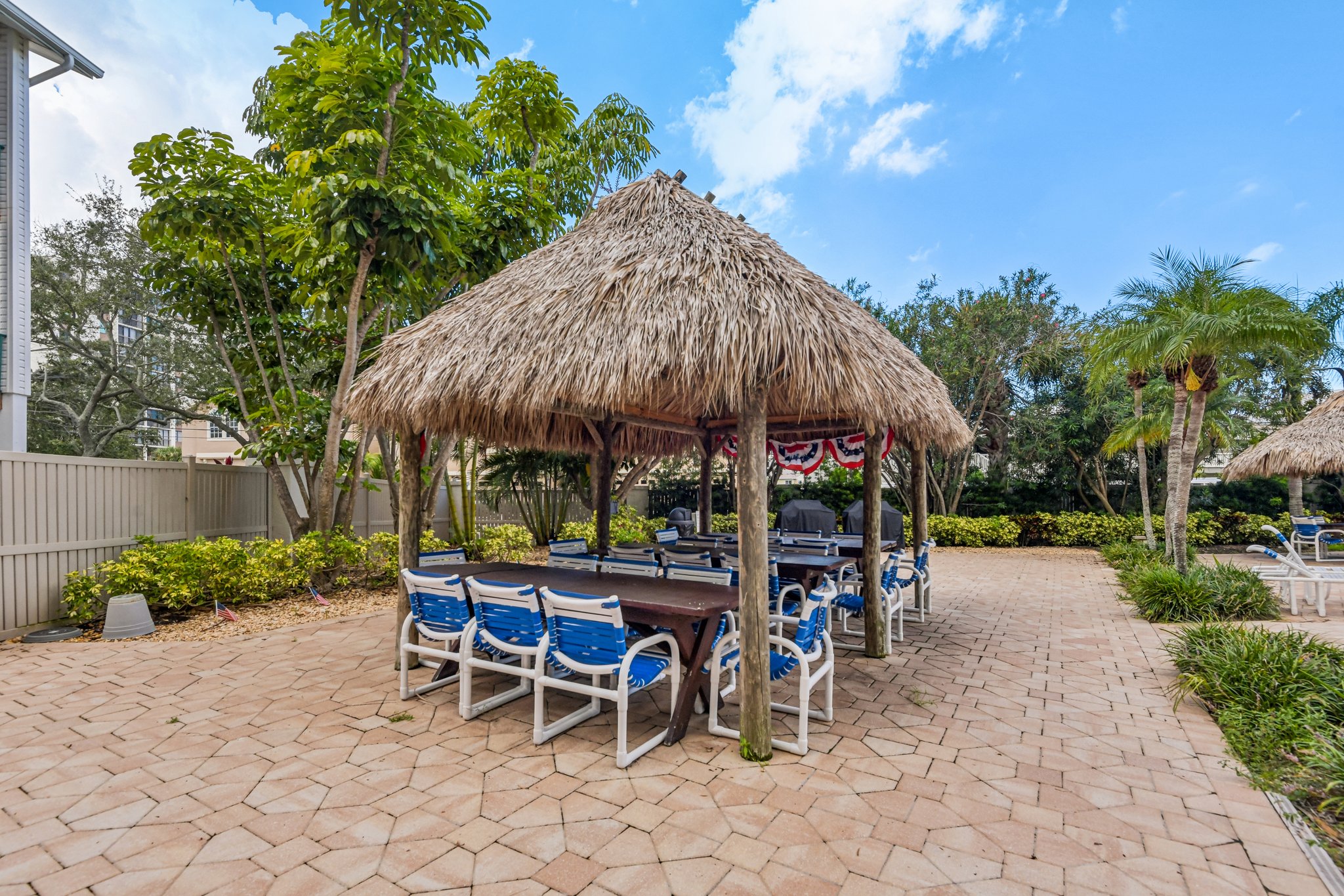 Island Way 509-1009-916.jpg